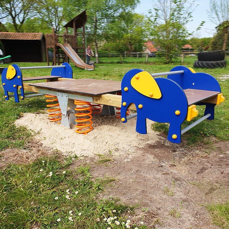 espas Elefantenwippe, Gruppenspielgerät