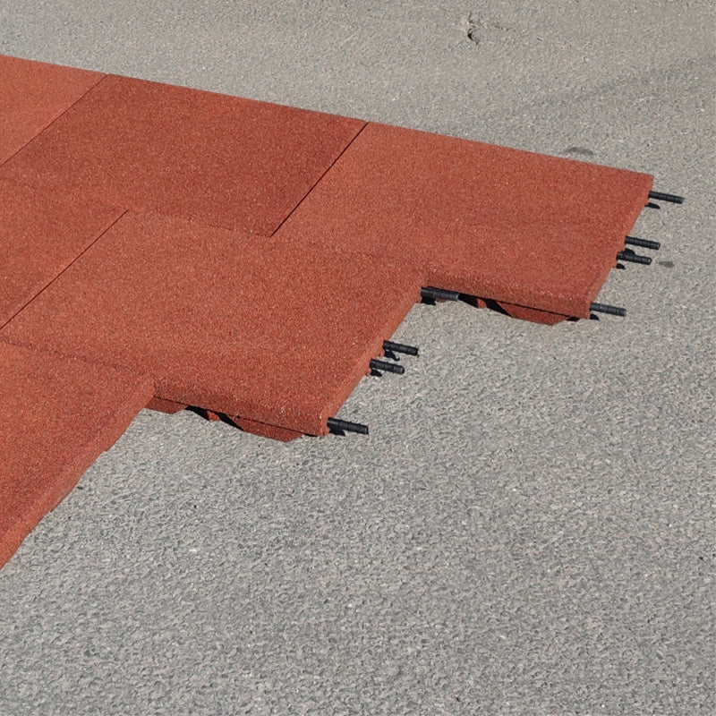 Fallschutzplatten aus Gummigranulat