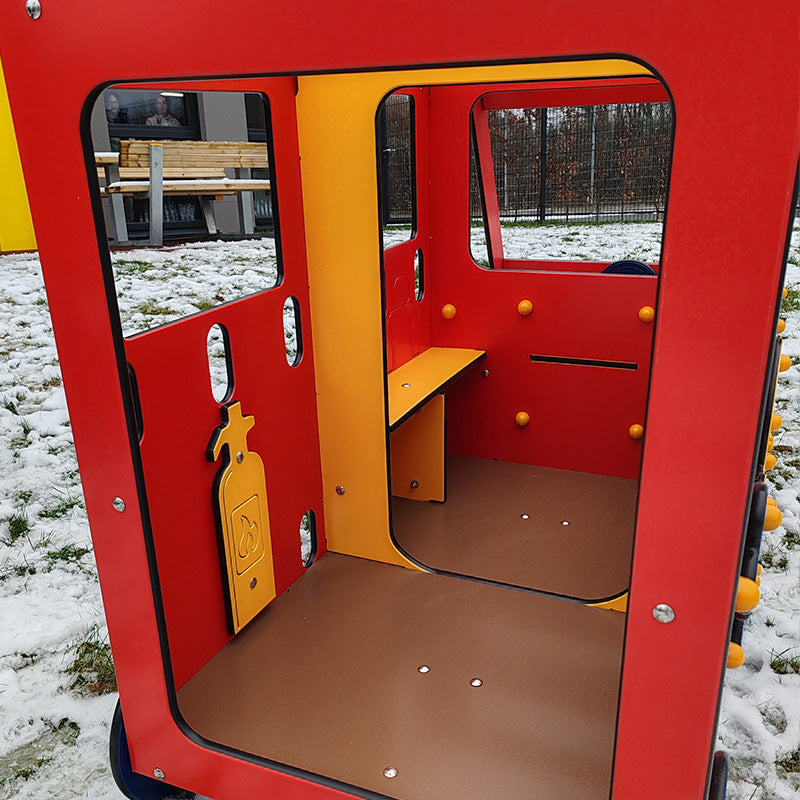 espas Feuerwehrauto aus HDPE Platten