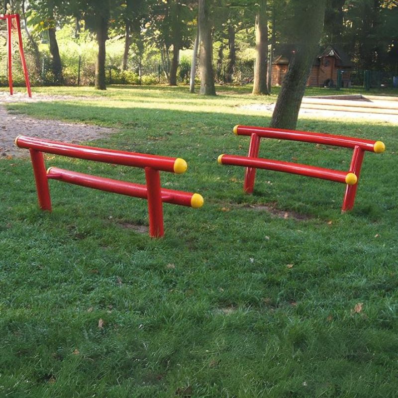 espas Jugendbank line, pulverbeschichtet rot