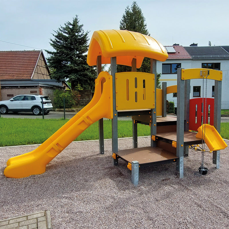 espas Rutschturm Zürich mit Recyclingpfosten